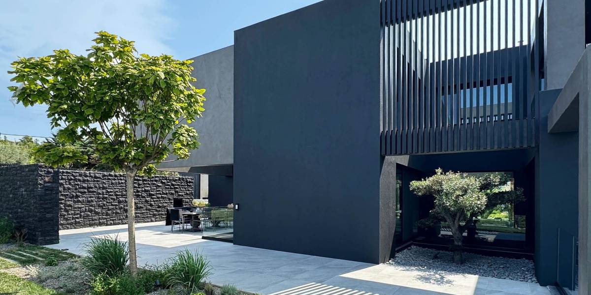 EXTERIOR 10 com.jpg